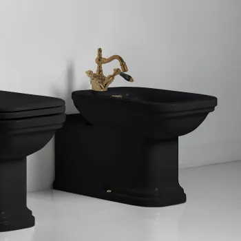 Биде напольное пристенное удлиненное Kerasan Waldorf Prolungato 65х37хh42, с 1 отв под смеситель, черный, заглушка хром 4120K4 nero/cr *1