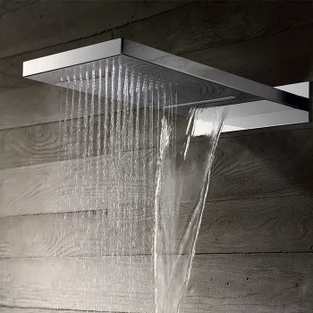 Верхний душ настенный с Gattoni Pd 2-мя режимами дождь и каскад, 260х555mm, 1/2 (без хромотерапии), хром уценен 9945/PDC0 с боковой потертостью