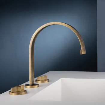 Смеситель для раковины Gattoni Gas GS106/31VB латунь