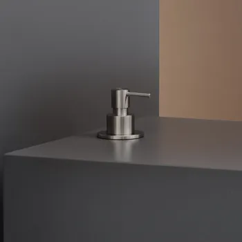 Дозатор мыла CЕА Design DOS 01 S встраиваемый сталь