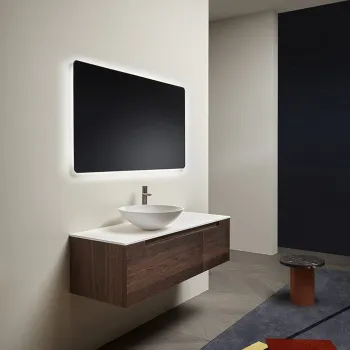 Зеркало Antonio Lupi Orma 162х90х2.5, с блестящей кромкой и округленными углами, с белой светодиодной подсветкой А0002475010