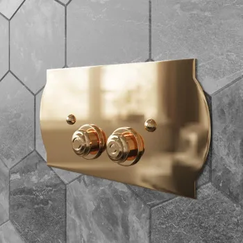 Клавиша смыва для бачков Tw 300.3 Geberit UP320/720, 33x2,5xh17, установка со ещением вправо 14, материал латунь, золото TW300.3oro