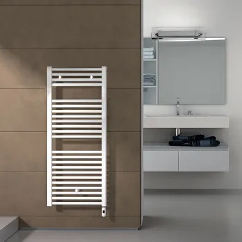 Полотенцесушитель электрический Irsap Ares 580x1118x30мм, 22 трубок-2 промежутка, мощность 700 ватт, с выключателем белым, провод 1200мм, белый (01 EIM058I01IR01NNN03