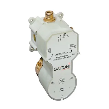 Универсальная монтажная коробка под встраиваемый смеситель для душа Gattoni Gbox на 2-5 источников, входы 1/2, хром SC0500000