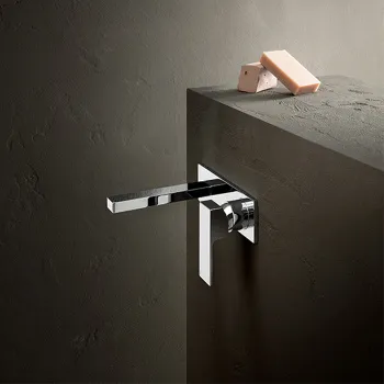 Смеситель для раковины Fantini Mint 34 02 F813B хром