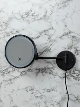 Зеркало Nofer с регулировкой и led-подсветкой, увеличение х3, Ø215 мм VANITY 08006.N черное