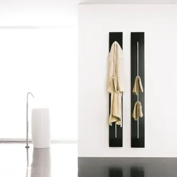 Полотенцесушитель электрический Antrax Teso 25x150H, neop, рейлинг хром ECTSV150001T/NEOP