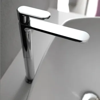 Смеситель для раковины Cisal Lineaviva LV00354021 хром