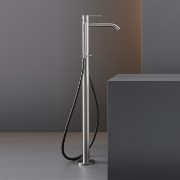 Смеситель для ванны CЕА Design Innovo INV 61 BK S сталь