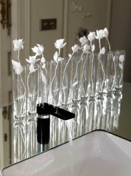 Смеситель для раковины Ramonsoler Arola с каскадным изливом чёрный 2601NM