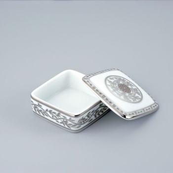 Коробка для таблеток керамическая THG Marquise Blanc Decor Platine A7G-A02-4617 белый