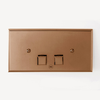 3SC Super Plaque Клавиша смыва для бачков Geberit UP320/720, 33*2,5*h17, материал: латунь, цвет: бр