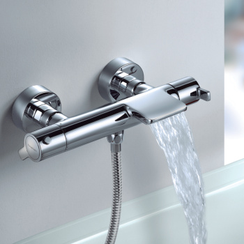 Смеситель термостатический Ramonsoler Blautherm для ванны (каскад) с душевым комплектом 943901T3