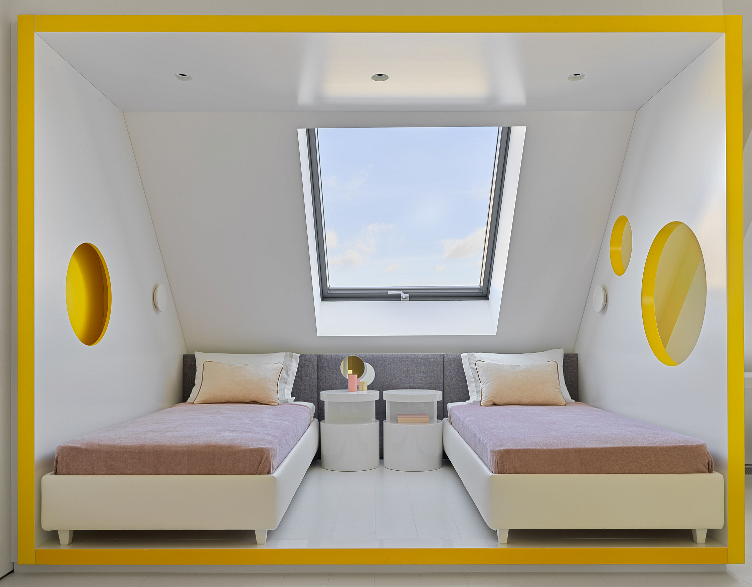 Улица Полянка