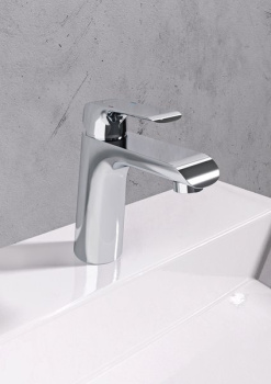 Смеситель для умывальника без донного клапана Ravak Flat FL 014.00 X070118