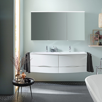 BURGBAD Sinea 2.0  Комплект подвесной мебели  151 см, база с 4 ящиками, двойная раковина из минерального литья цвет: белый с зеркальным шкафом с подсветкой, цвет: белый глянцевый SFFQ151 F2800 G0167 C0001*1