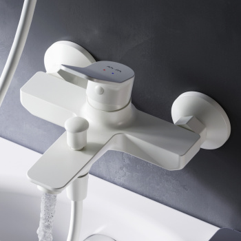 Смеситель для ванны и душа AM.PM X-Joy F85A10033