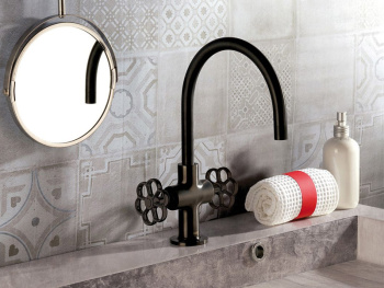 Смеситель для раковины Mamoli Hipster 42380000005K черный