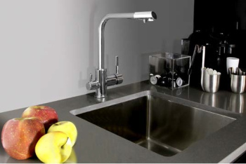 Смеситель для кухни Ramonsoler Drako с выдвижной лейкой 331902H1