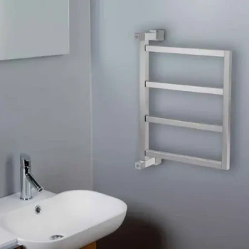 Полотенцесушитель водяной Margaroli Brezza 7004704CN 65.6x49.5 хром/черный