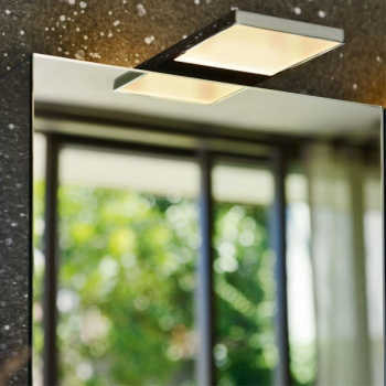 Зеркальный шкаф Keuco Royal 100 14404171301 с подсветкой, хром