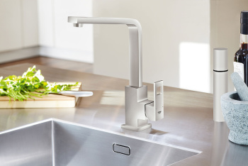 Смеситель для кухни Grohe Eurocube 31255DC0 Сталь