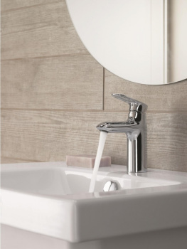 Смеситель для раковины с гигиеническим душем Jacob Delafon Kumin E99465-CP хром