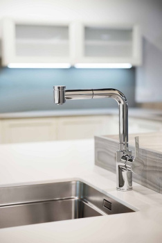 Смеситель для кухни Ramonsoler Drako с выдвижной лейкой 331902H2