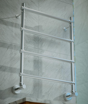 Полотенцесушитель водяной Margaroli Sole 4424704CB 72x54 хром/черный